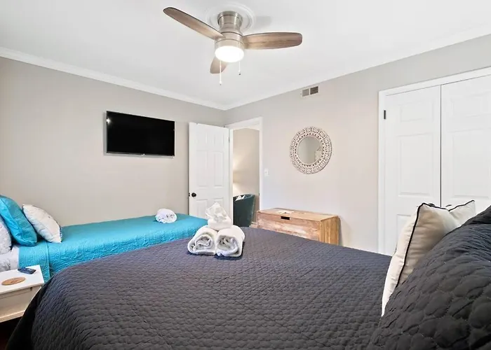 5 Min Walk To Beach- 2Br1Ba Villa In The Dunes